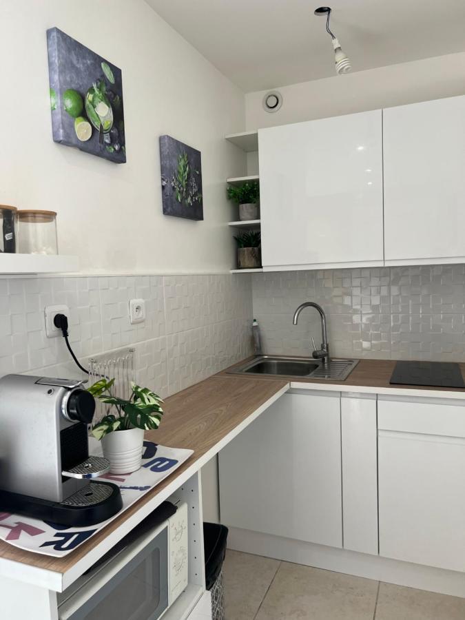 Appartement Au Bor De Mer Marseilles Exterior foto